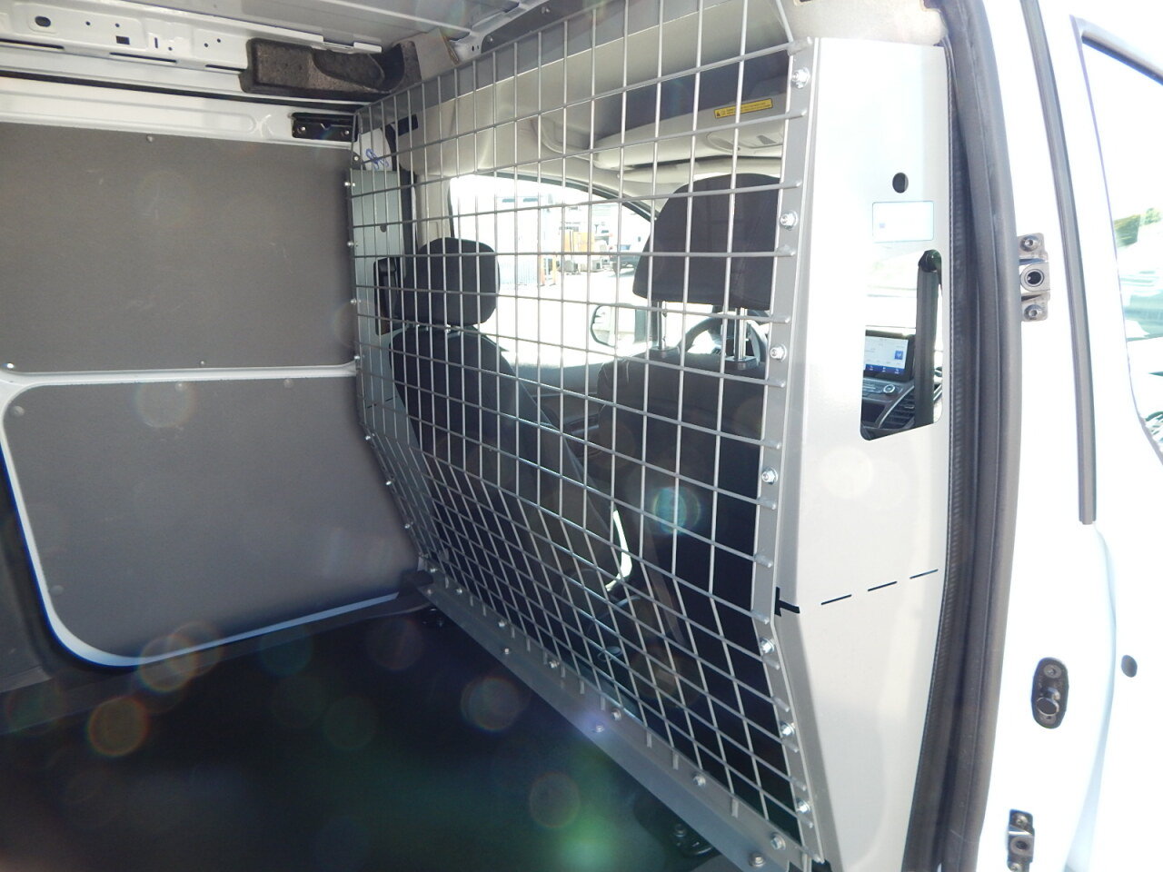 Used 2023 Ford Transit Connect XL FWD image 16