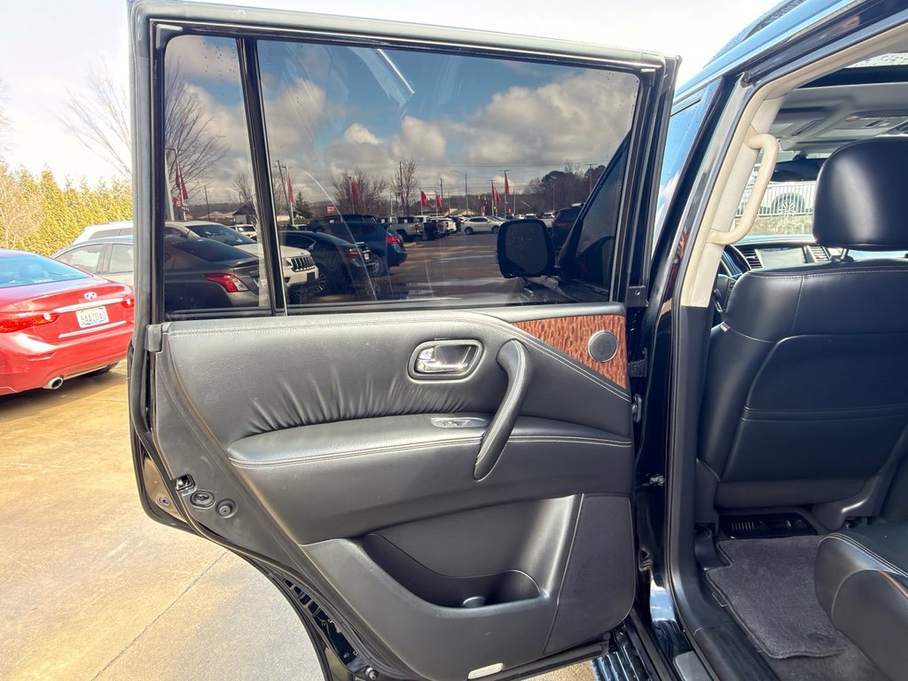 Used 2020 Nissan Armada SL w/ Premium Package image 23