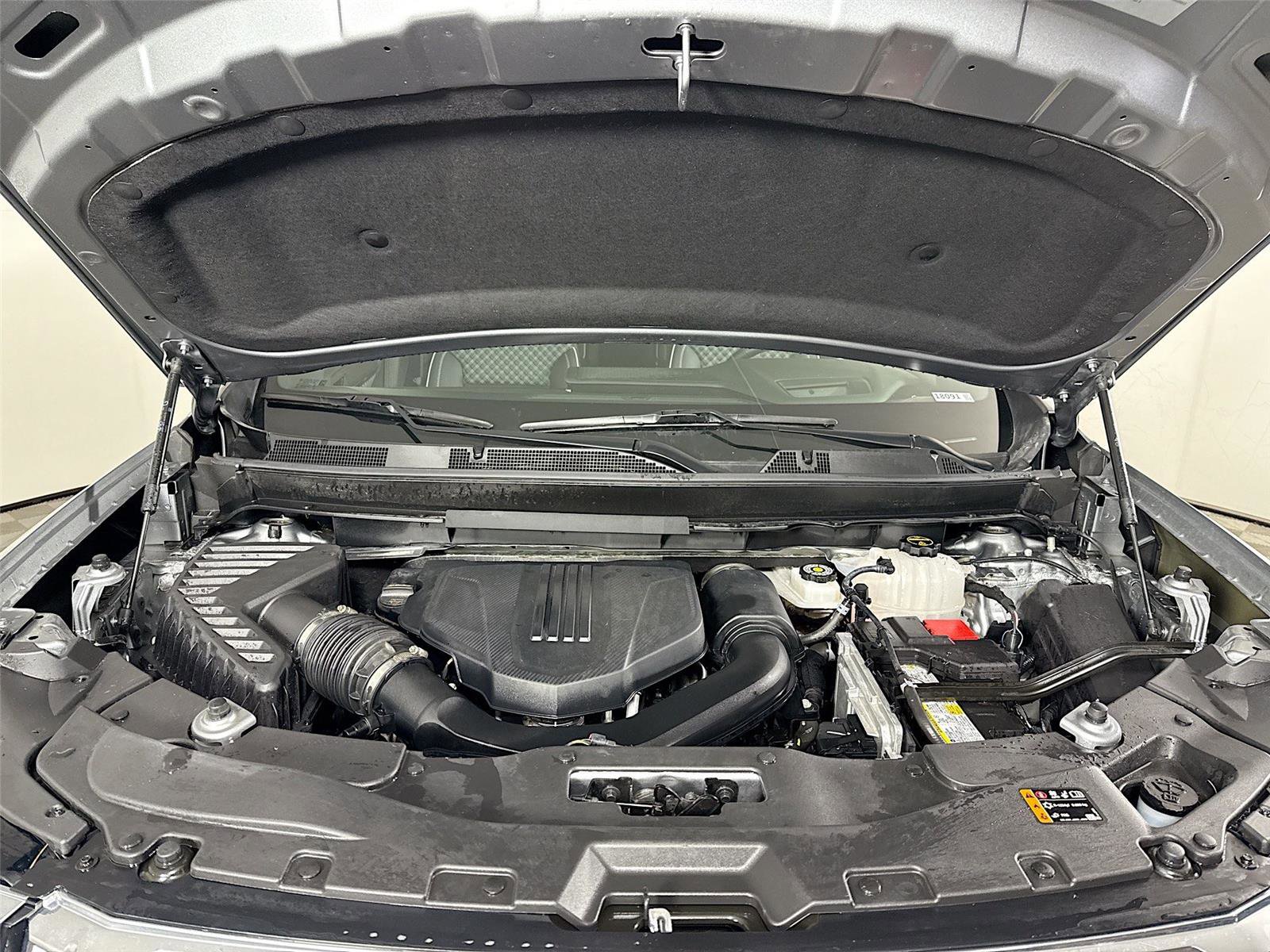 Used 2025 GMC Acadia Denali w/ Super Cruise Package image 26