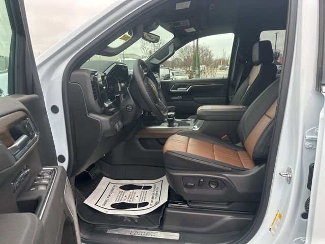 New 2026 Chevrolet Silverado 1500 High Country w/ High Country Premium Package image 16