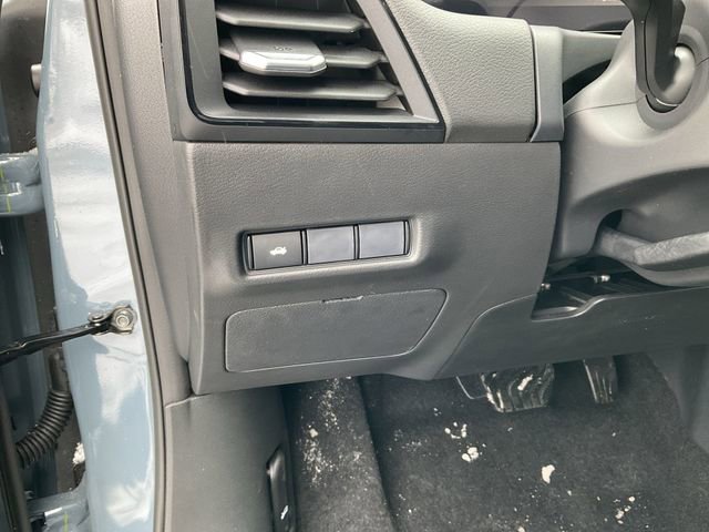 New 2026 Nissan Sentra SR w/ Floor Mat Package image 18