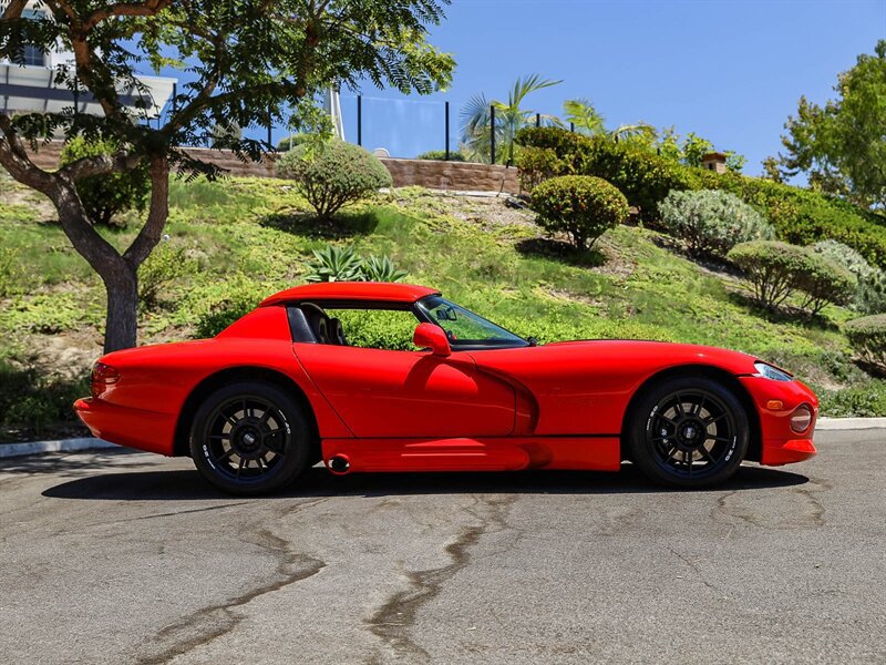 Used 1994 Dodge Viper RT/10 RWD image 6