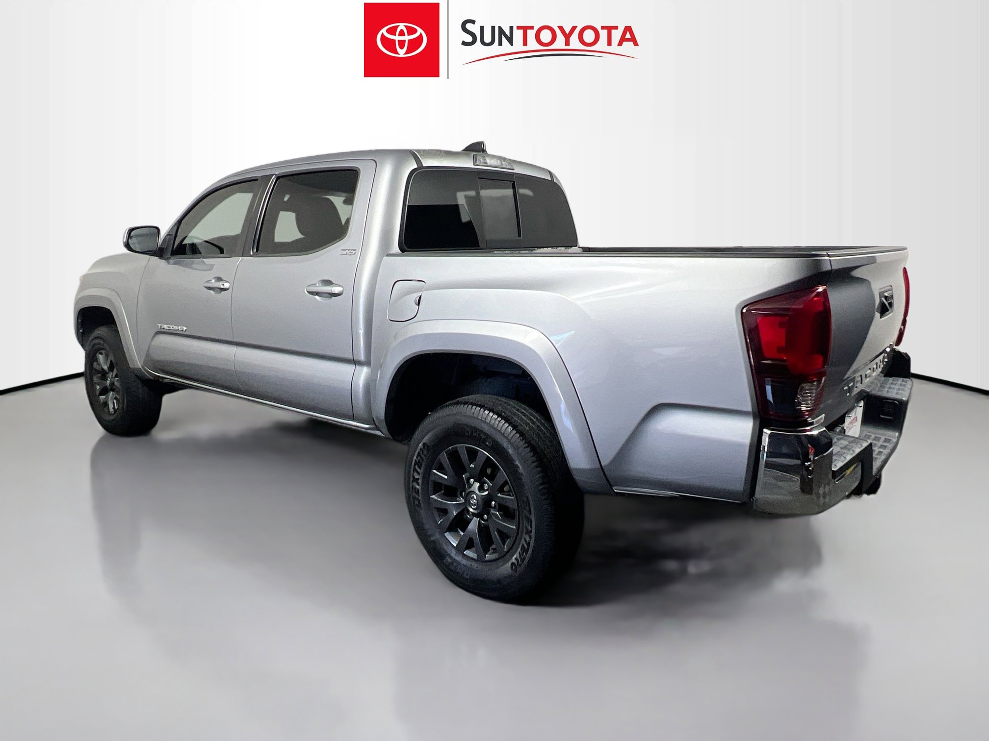 Used 2021 Toyota Tacoma SR5 image 6