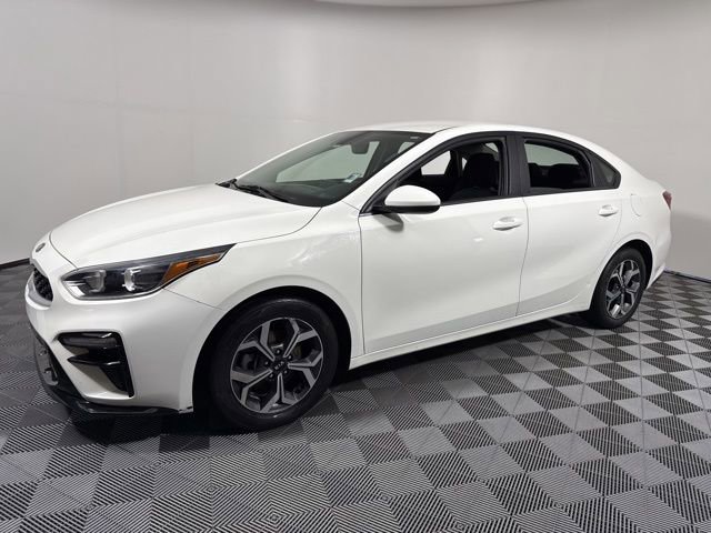 Used 2021 Kia Forte LXS image 2