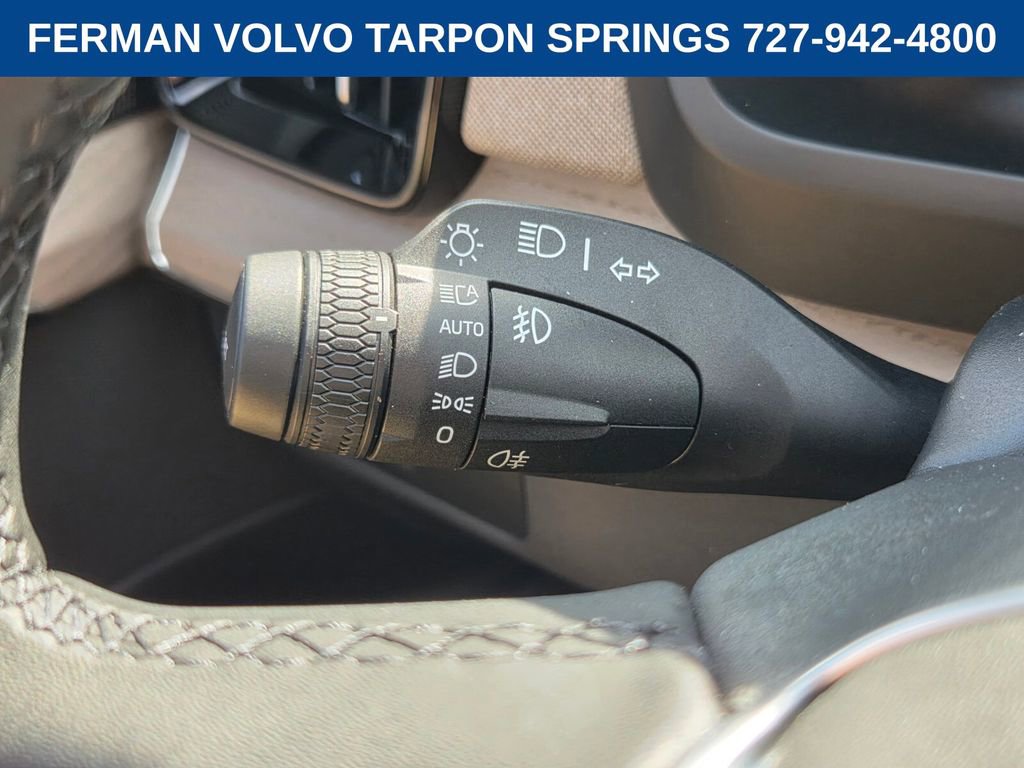 New 2026 Volvo XC90 B6 Ultra image 32