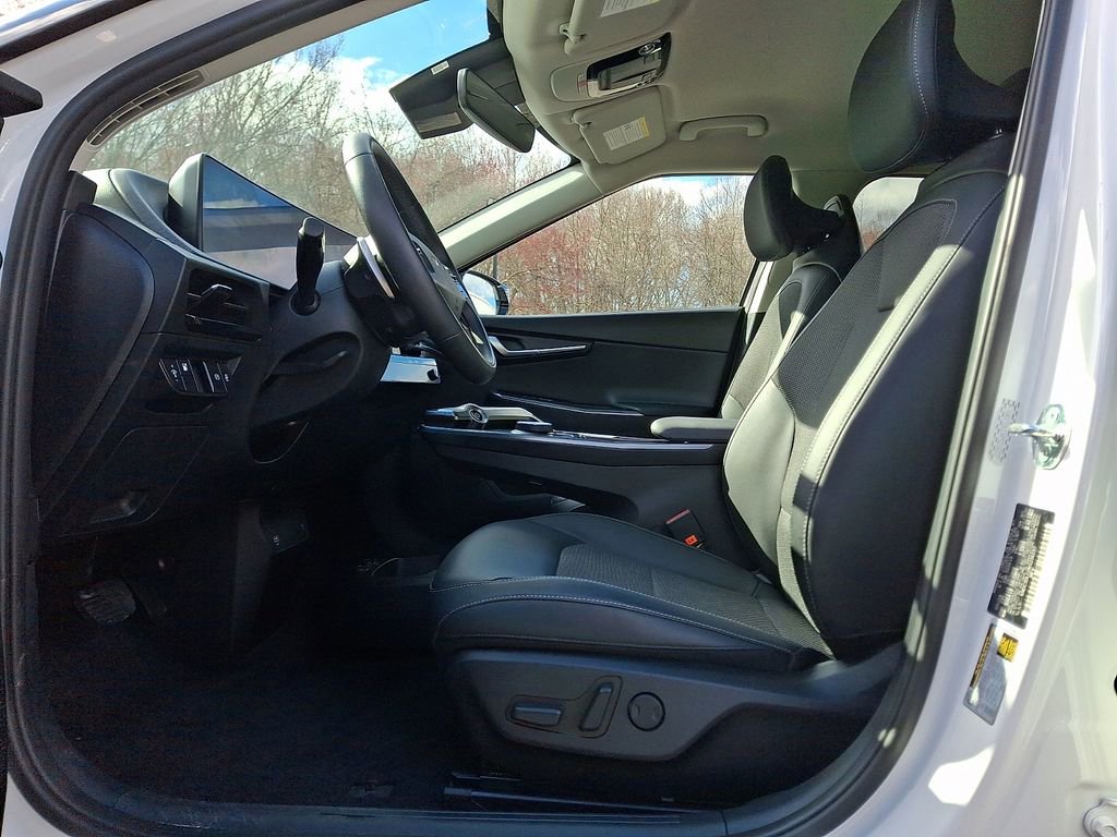 Used 2024 Kia EV6 Light image 13