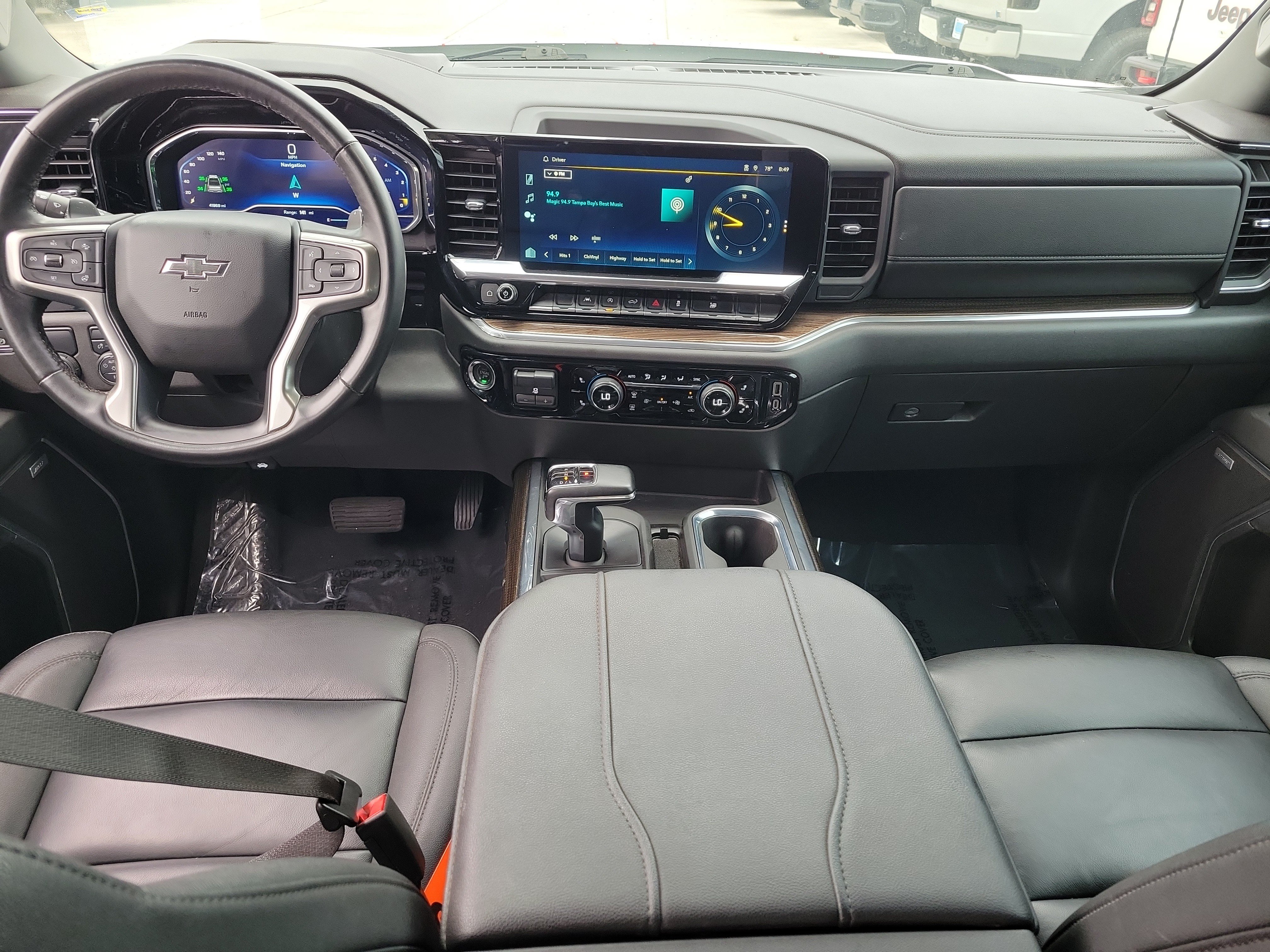 Used 2023 Chevrolet Silverado 1500 RST w/ Convenience Package II RWD image 11
