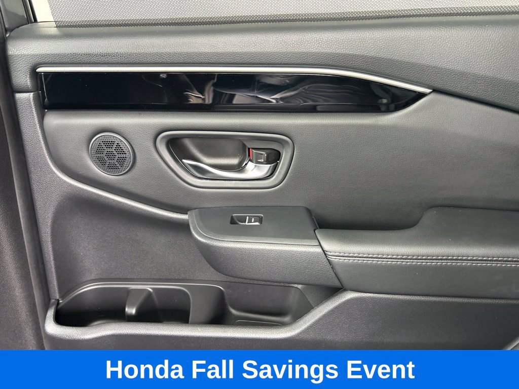 Used 2023 Honda Pilot Touring image 17
