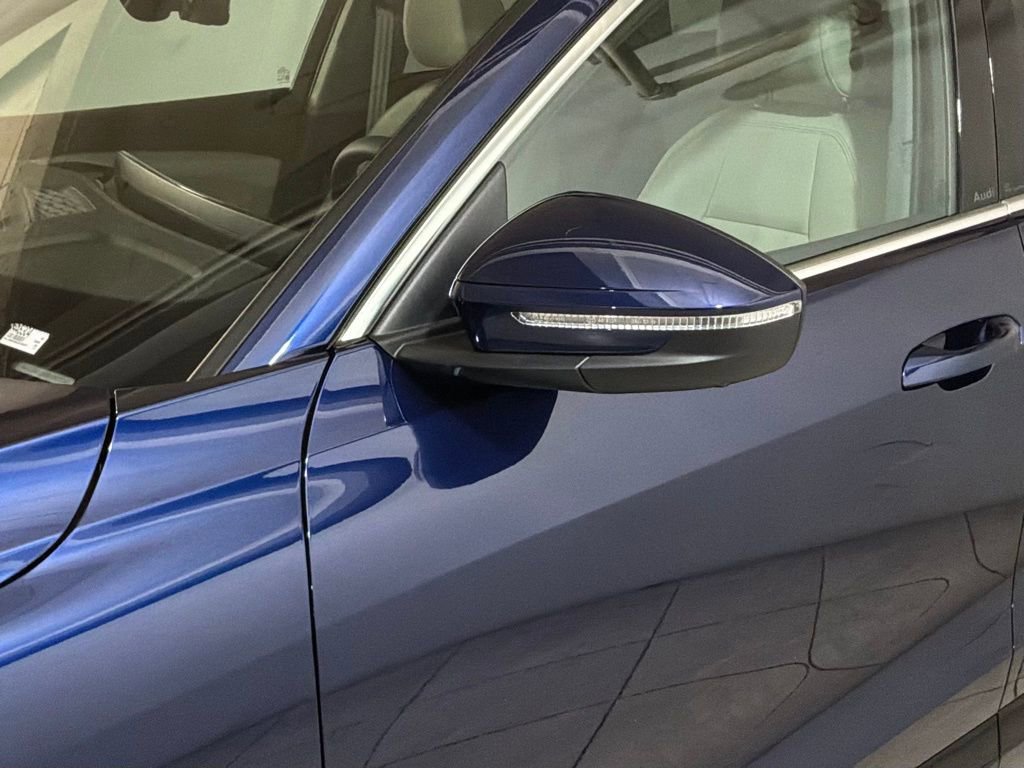 Certified 2025 Audi Q5 Premium w/ Convenience Package image 28