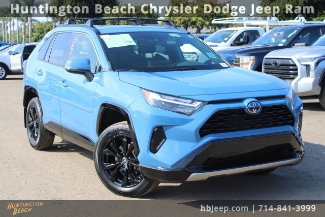 Used 2024 Toyota RAV4 SE
