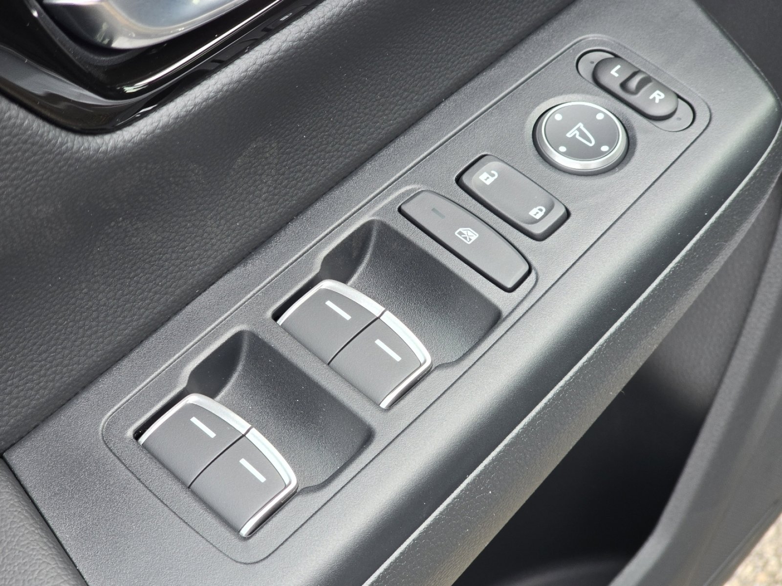 New 2026 Honda CR-V EX-L image 24