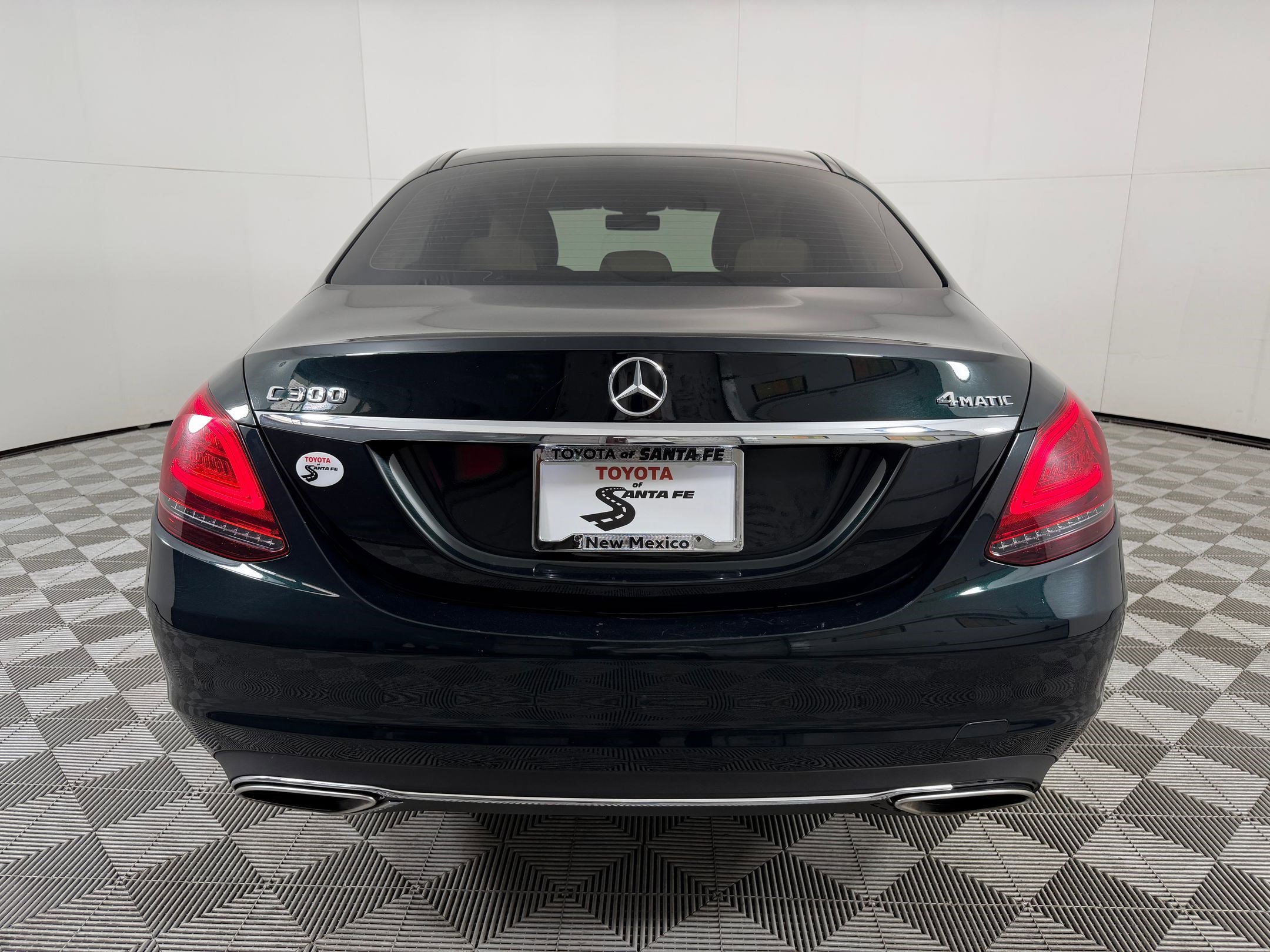 Used 2019 Mercedes-Benz C 300 4MATIC Sedan image 9