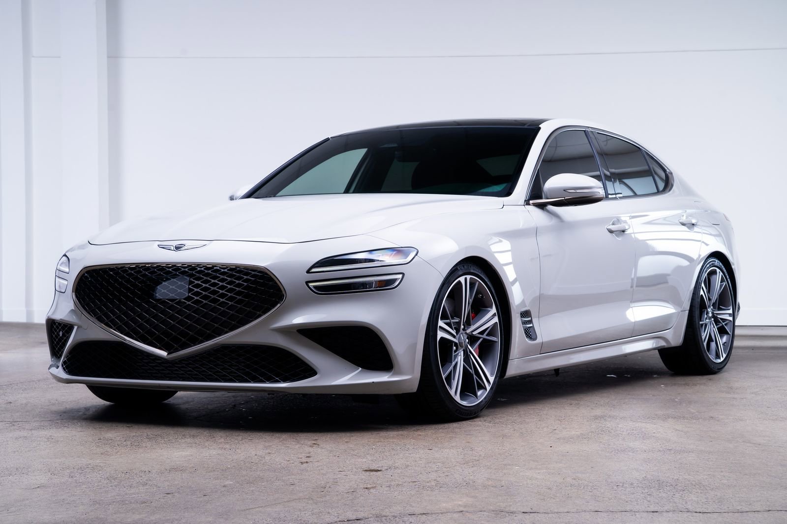 Used 2025 Genesis G70 3.3T Advanced AWD/4WD image 3