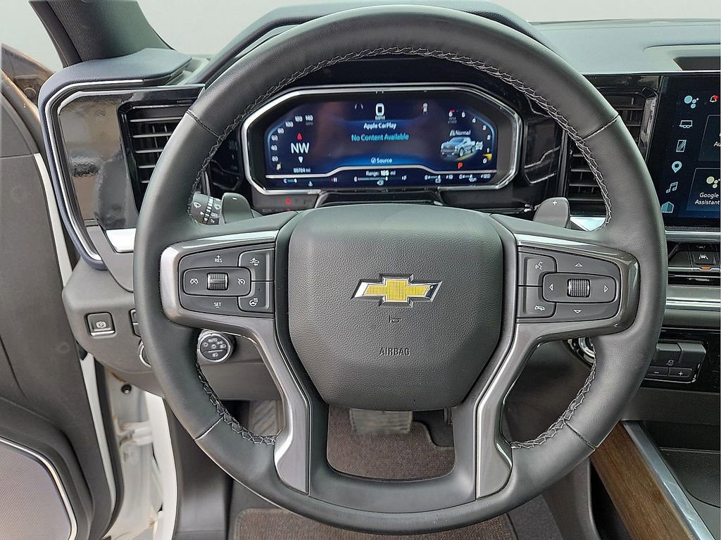 Used 2024 Chevrolet Silverado 1500 High Country AWD/4WD image 16