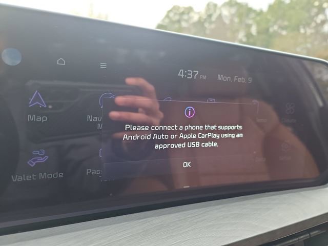 Used 2024 Kia Telluride AWD image 37