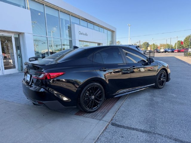 Used 2025 Toyota Camry SE FWD image 6