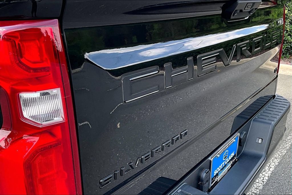 Used 2023 Chevrolet Silverado 1500 LT Trail Boss w/ Convenience Package II AWD/4WD image 25