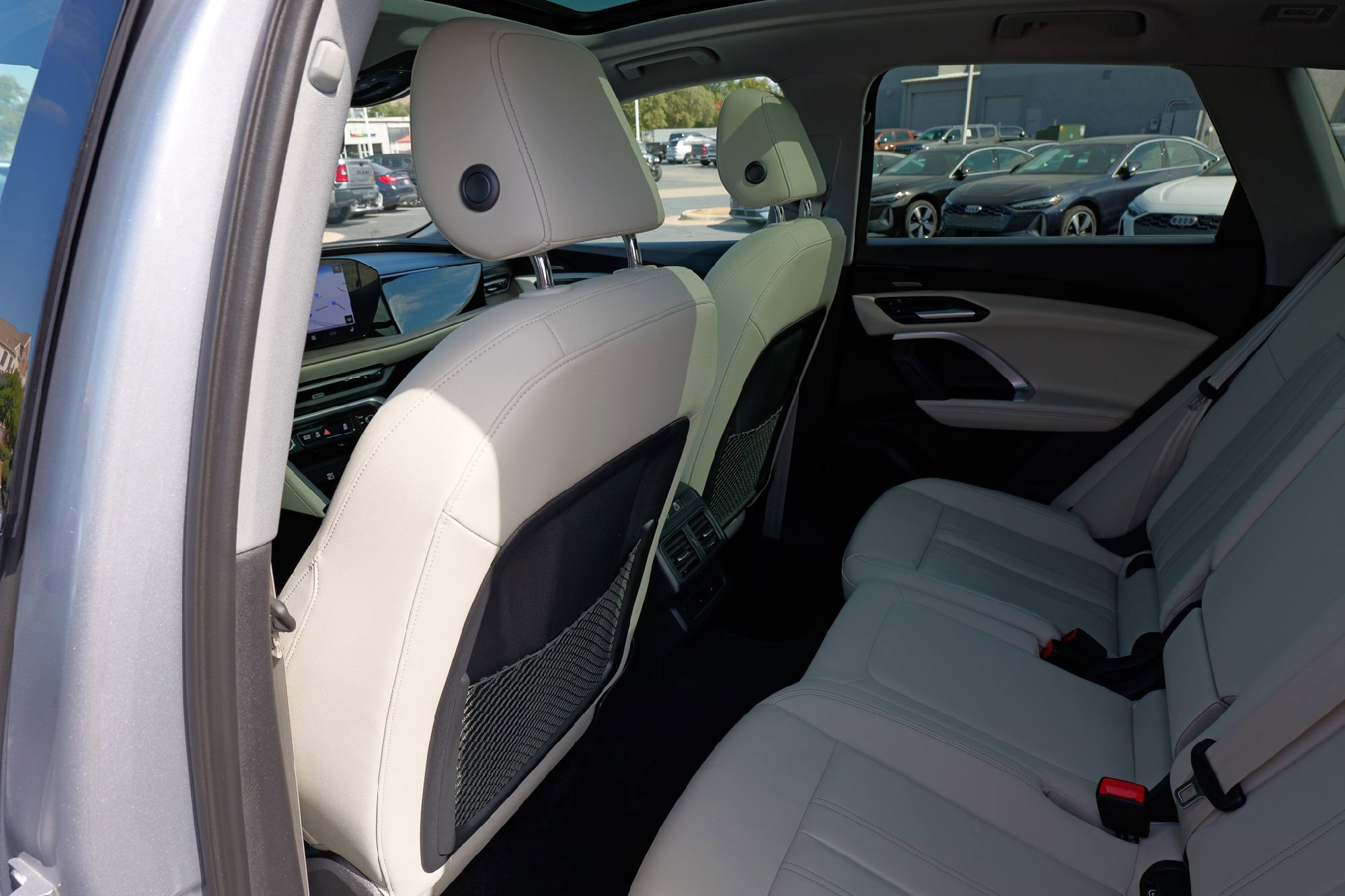 Used 2025 Audi Q5 Premium Plus w/ Premium Plus image 27