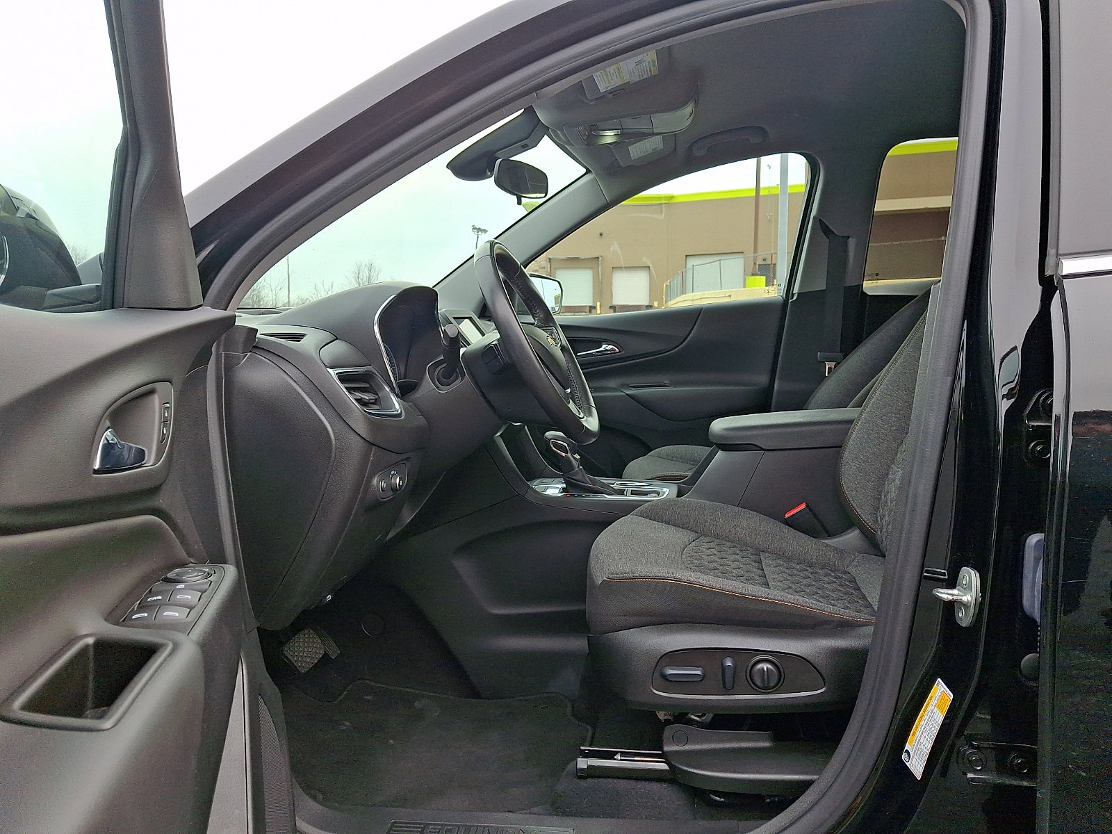 Used 2022 Chevrolet Equinox LT image 13