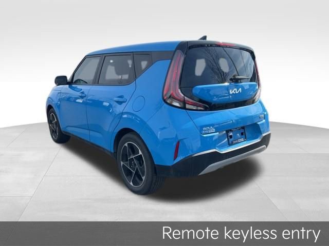 Certified 2023 Kia Soul EX image 6