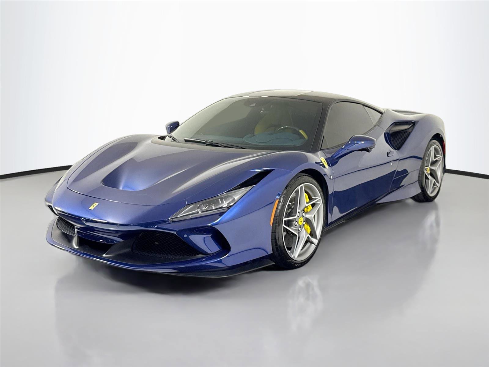 Used 2022 Ferrari F8 Tributo image 10