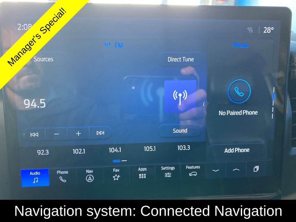 Used 2024 Ford Expedition XLT image 2