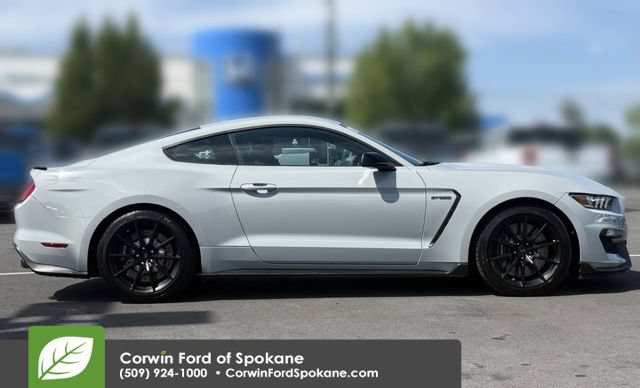 Used 2017 Ford Mustang Shelby GT350 w/ Electronics Package RWD image 10