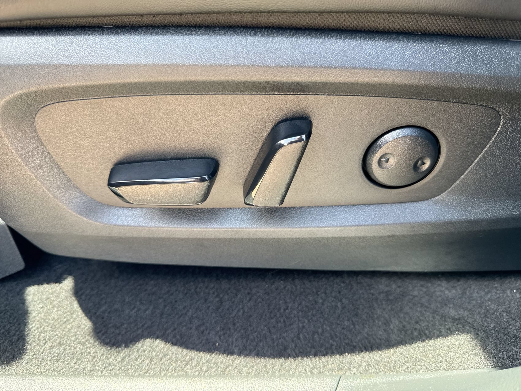 Used 2026 Nissan Pathfinder Rock Creek AWD/4WD image 12