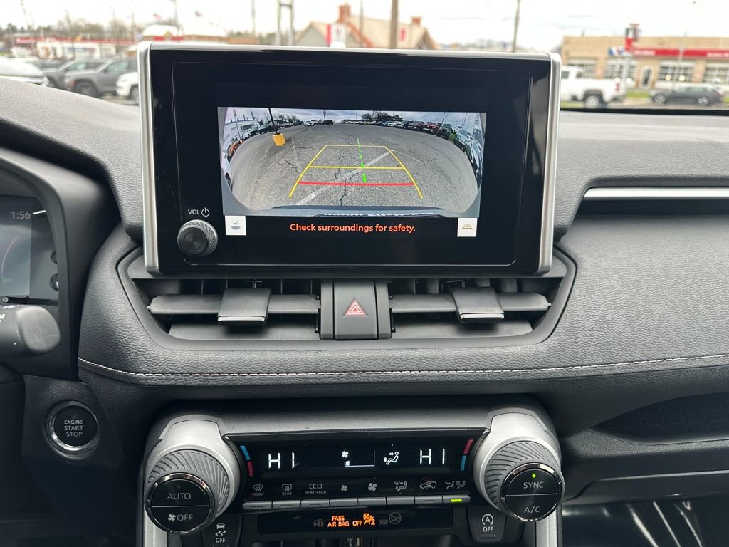 Used 2024 Toyota RAV4 XLE FWD image 26