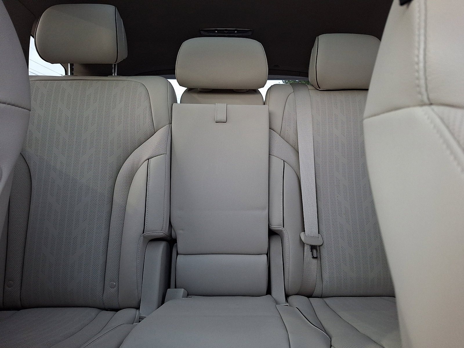 Certified 2023 Genesis GV80 2.5T w/ Prestige 20" Package image 19