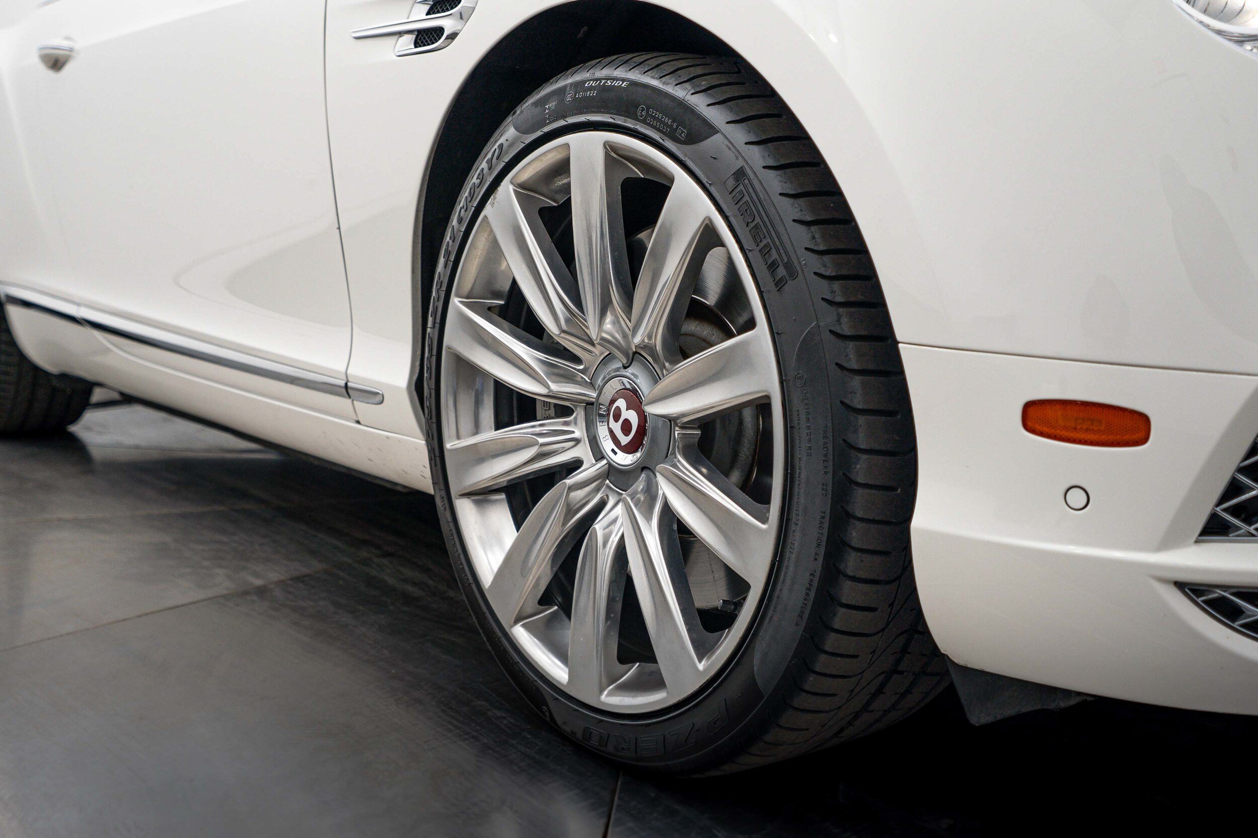 Used 2017 Bentley Continental GT AWD/4WD image 28