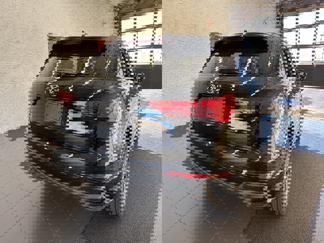 New 2025 Audi Q3 2.0T Premium image 7