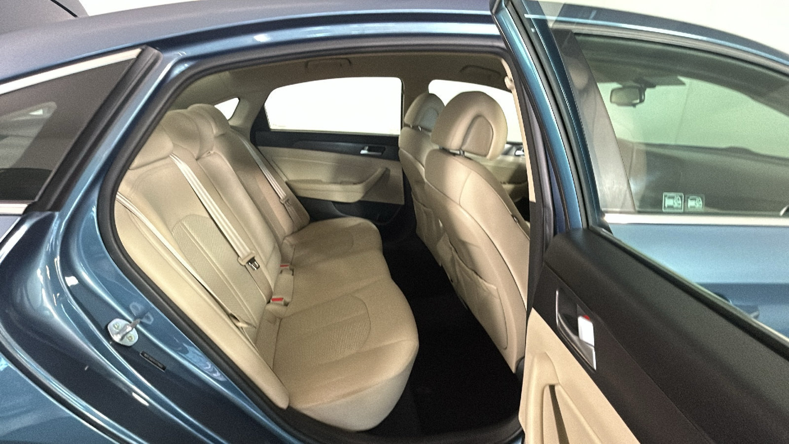 Used 2015 Hyundai Sonata Sport FWD image 34