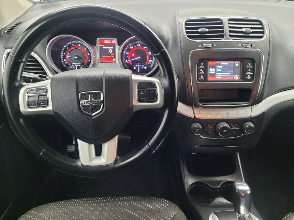 Used 2020 Dodge Journey SE w/ SE Popular Equipment Group FWD image 22