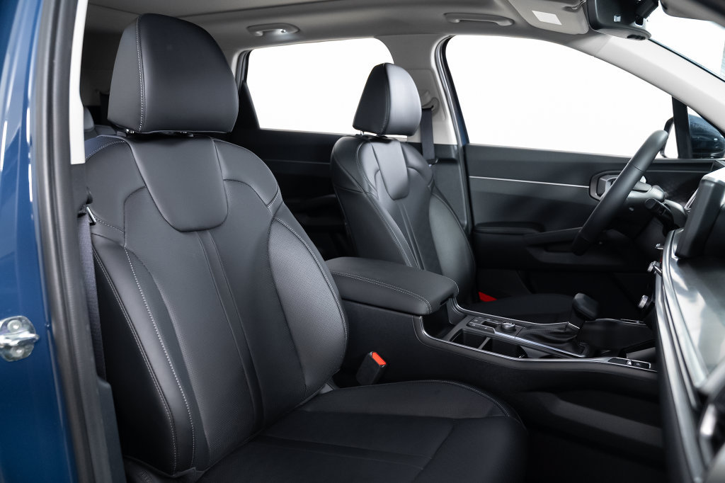 New 2026 Kia Sorento S w/ S Panoramic Sunroof Package FWD image 23