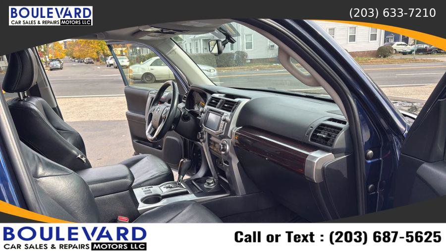 Used 2014 Toyota 4Runner Limited image 43