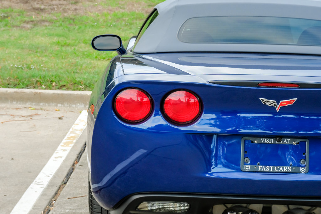 Used 2006 Chevrolet Corvette Convertible w/ Preferred Equipment Group RWD image 40