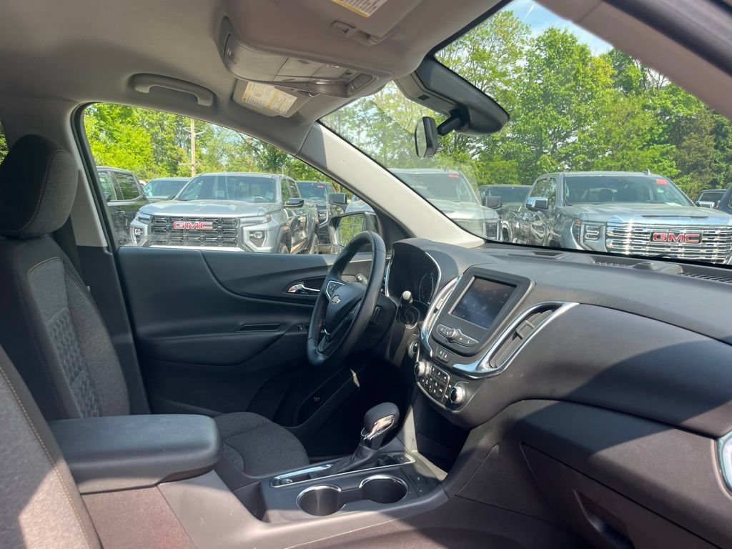 Used 2024 Chevrolet Equinox LT AWD/4WD image 39