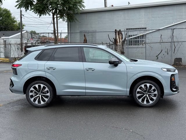 New 2026 Audi Q3 quattro 2.0T AWD/4WD image 9