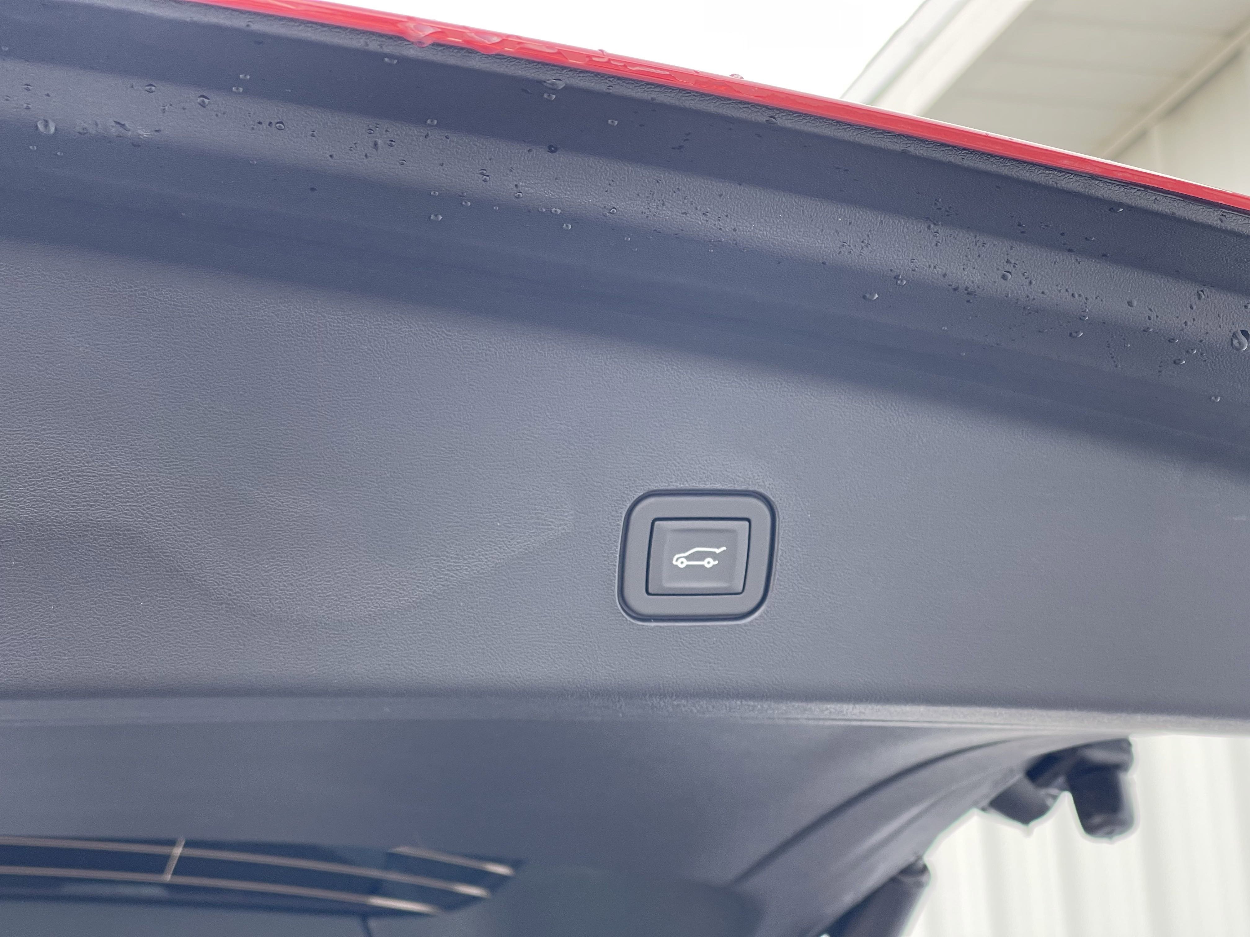 New 2026 Cadillac Vistiq Sport image 22