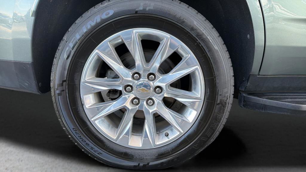 Used 2024 Chevrolet Tahoe Premier AWD/4WD image 29