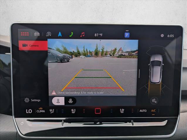New 2026 Volkswagen GTI SE FWD image 19