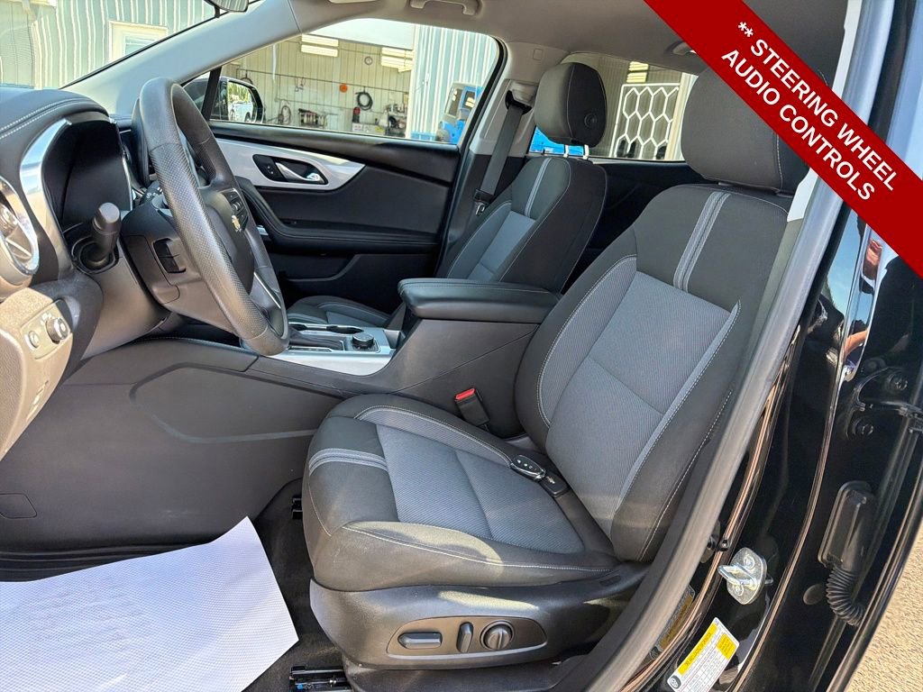 Used 2023 Chevrolet Blazer LT w/ Driver Confidence Package image 12