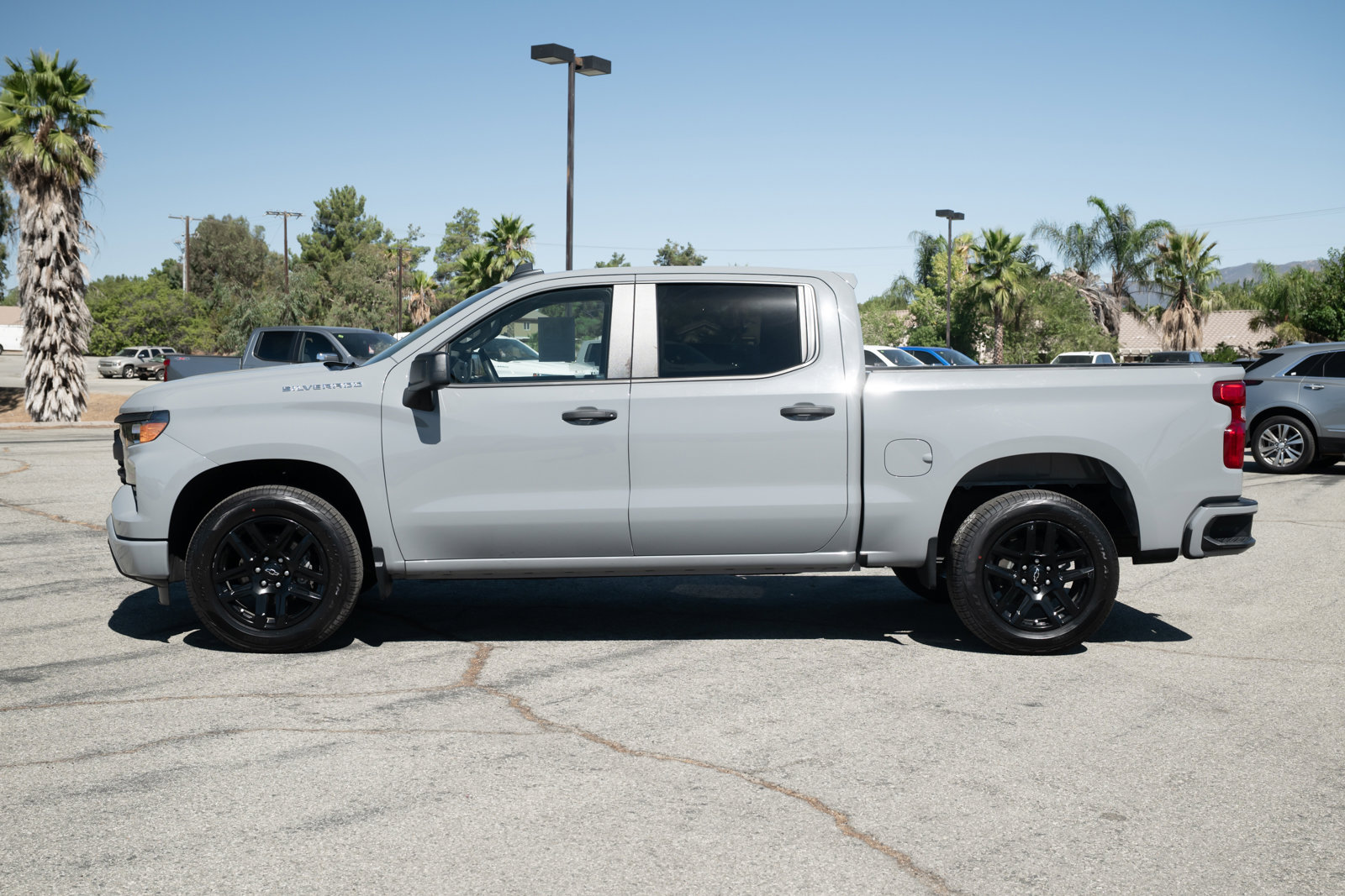 Used 2024 Chevrolet Silverado 1500 Custom image 7
