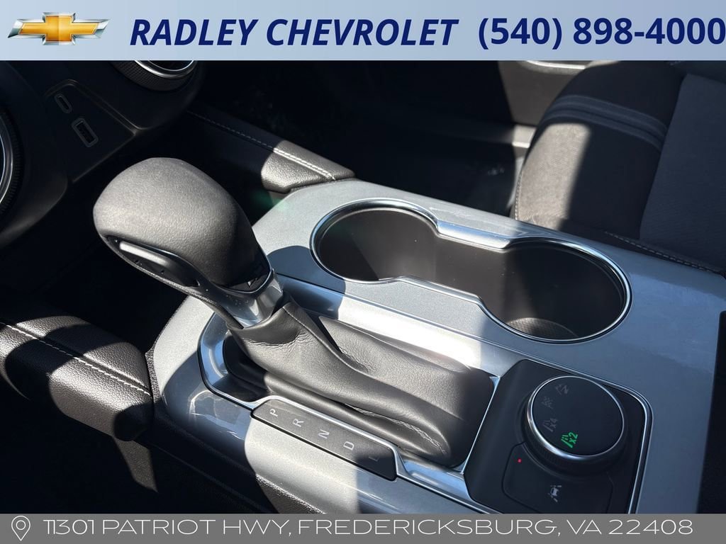 Used 2025 Chevrolet Blazer LT AWD/4WD image 11