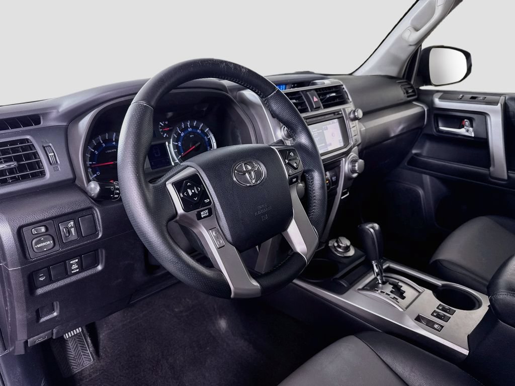 Used 2015 Toyota 4Runner SR5 Premium AWD/4WD image 19