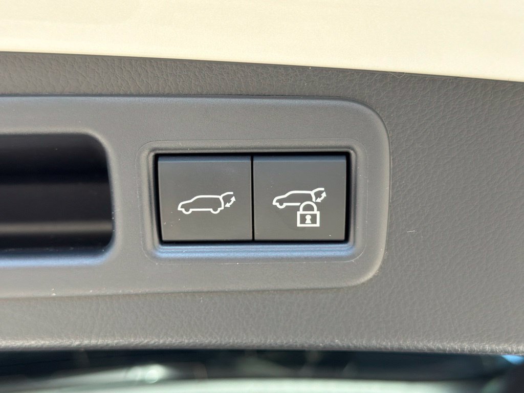 Used 2024 Lexus RX 350 Premium Plus w/ Accessory Package (Z1) FWD image 16