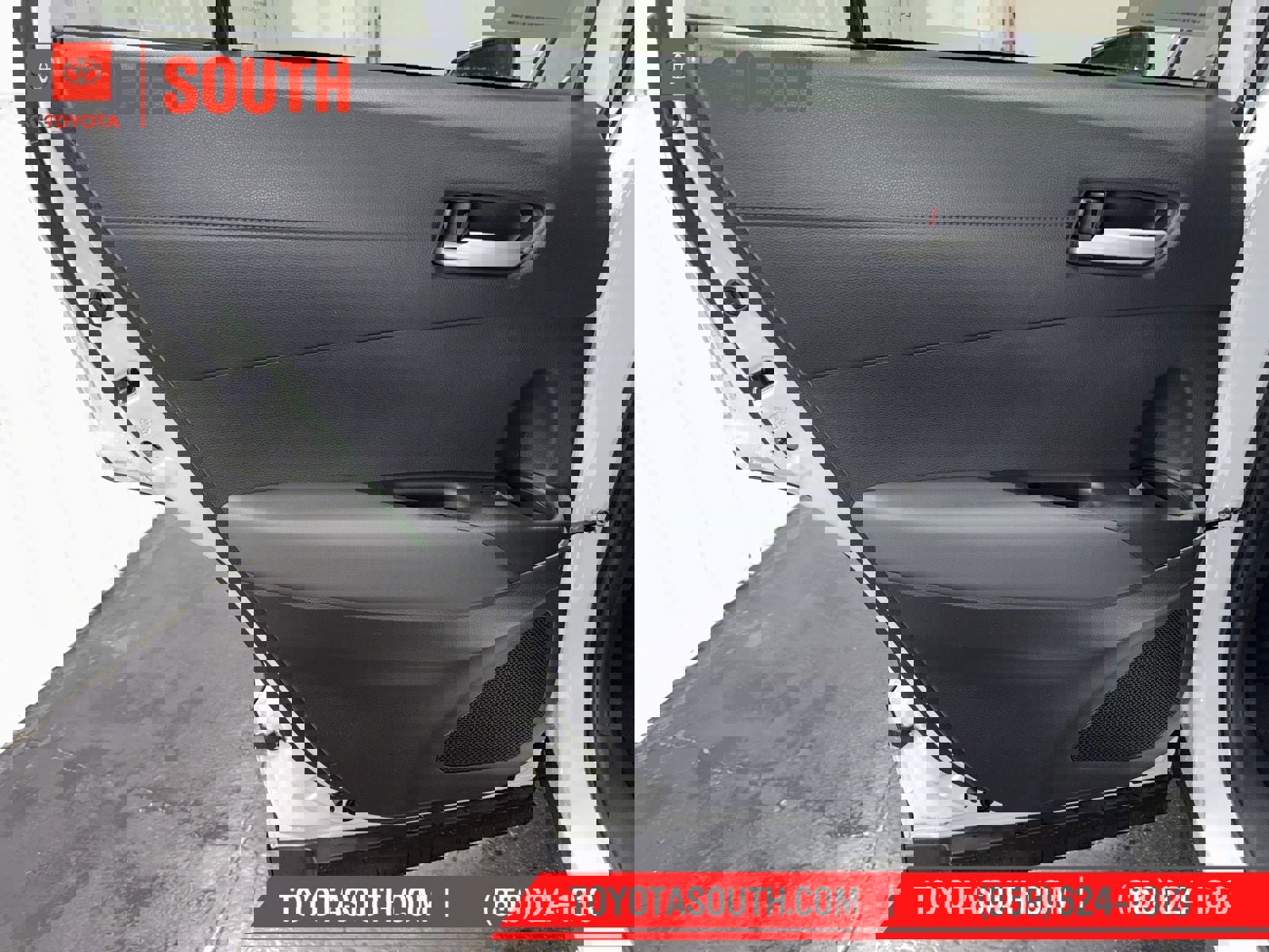 New 2026 Toyota Corolla Cross XLE w/ Convenience Package image 15