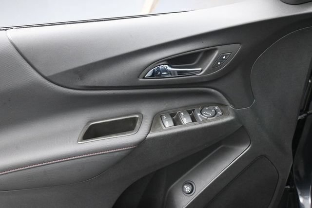 Used 2023 Chevrolet Equinox RS w/ RS Leather Package FWD image 10