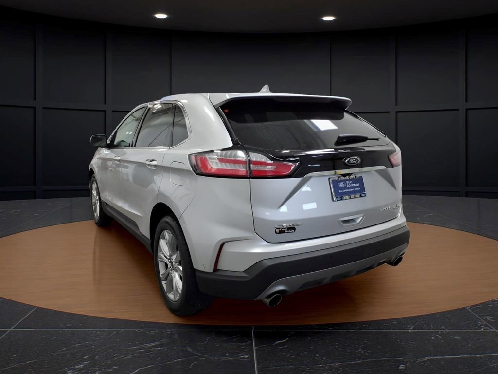 Certified 2019 Ford Edge Titanium w/ Equipment Group 301A AWD/4WD image 4